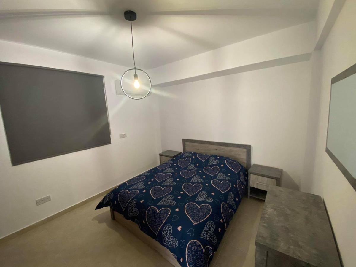 Cosy Apartment In Kato Paphos With Pool Access Kültér fotó