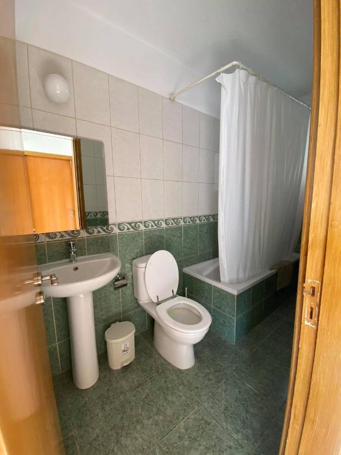 Cosy Apartment In Kato Paphos With Pool Access Kültér fotó